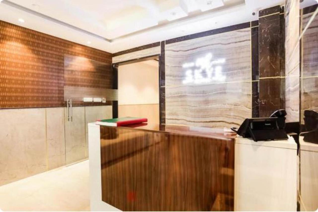 Hotel Royal Sky Luxury Near Delhi Airport ニューデリー エクステリア 写真